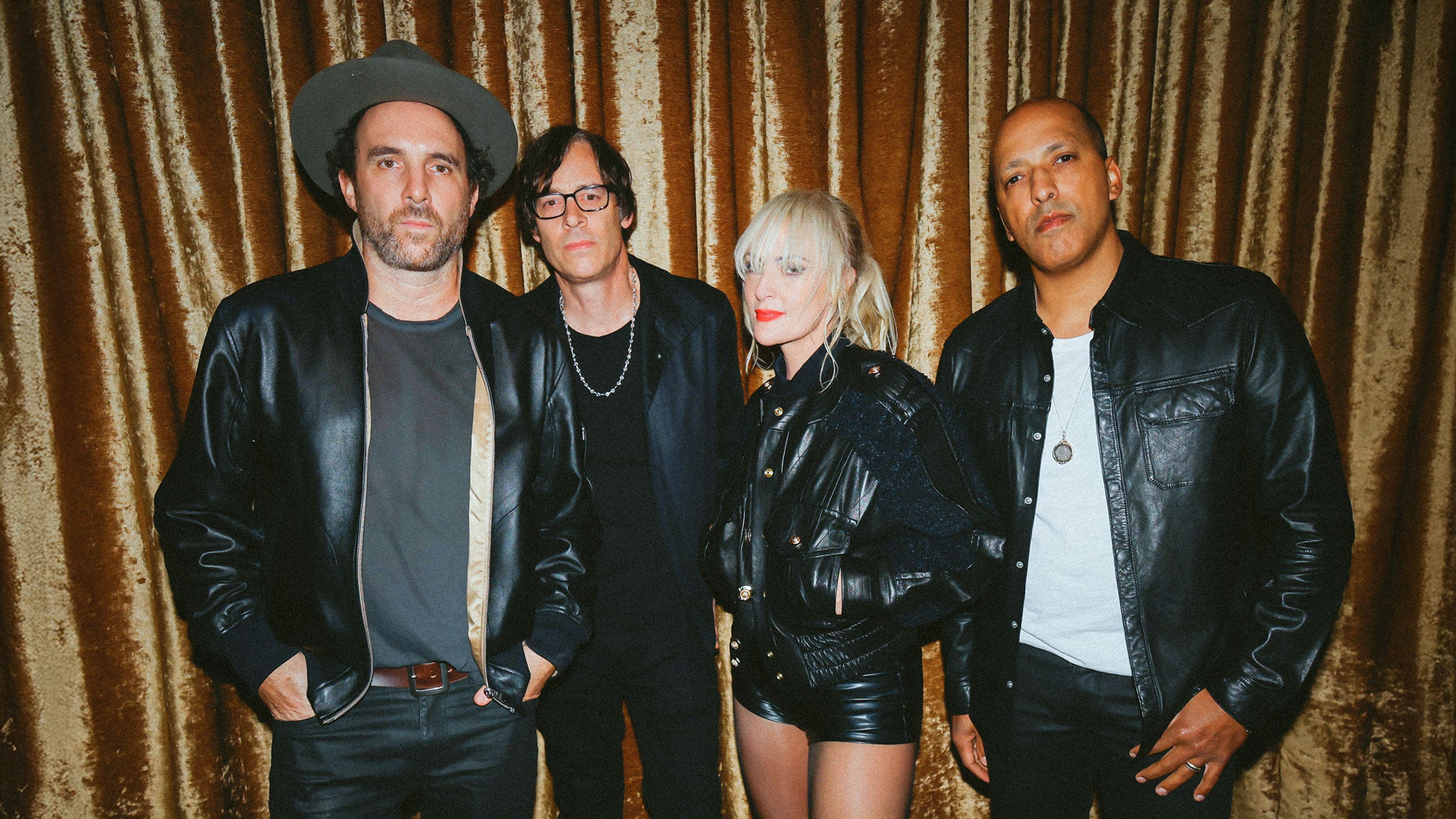 ALL THE FEELINGS TOUR with METRIC, BROKEN SOCIAL SCENE, AND STARS at Brooklyn Paramount – Brooklyn, NY