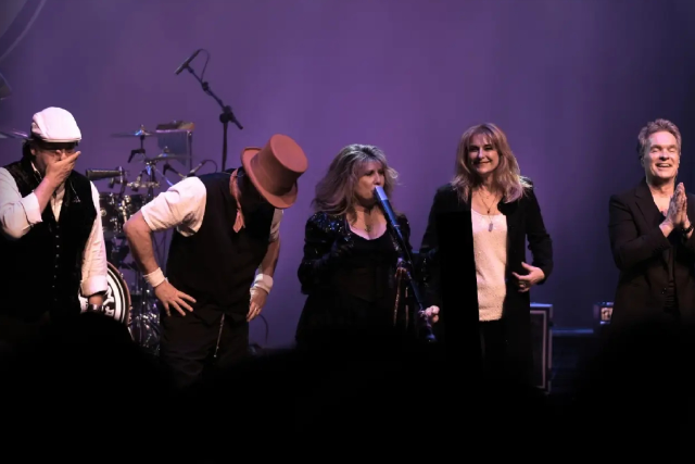 Fleetwood Mask at Blue Note Hawaii – Honolulu, HI