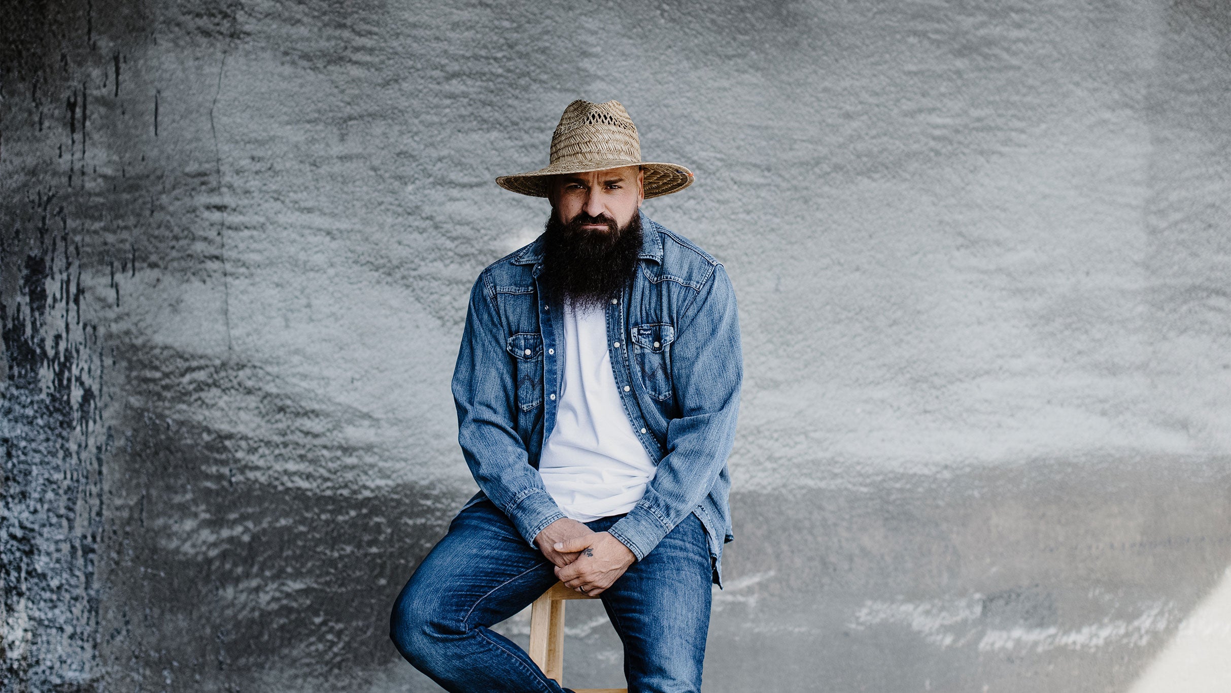 Demun Jones at Reverb – Reading, PA