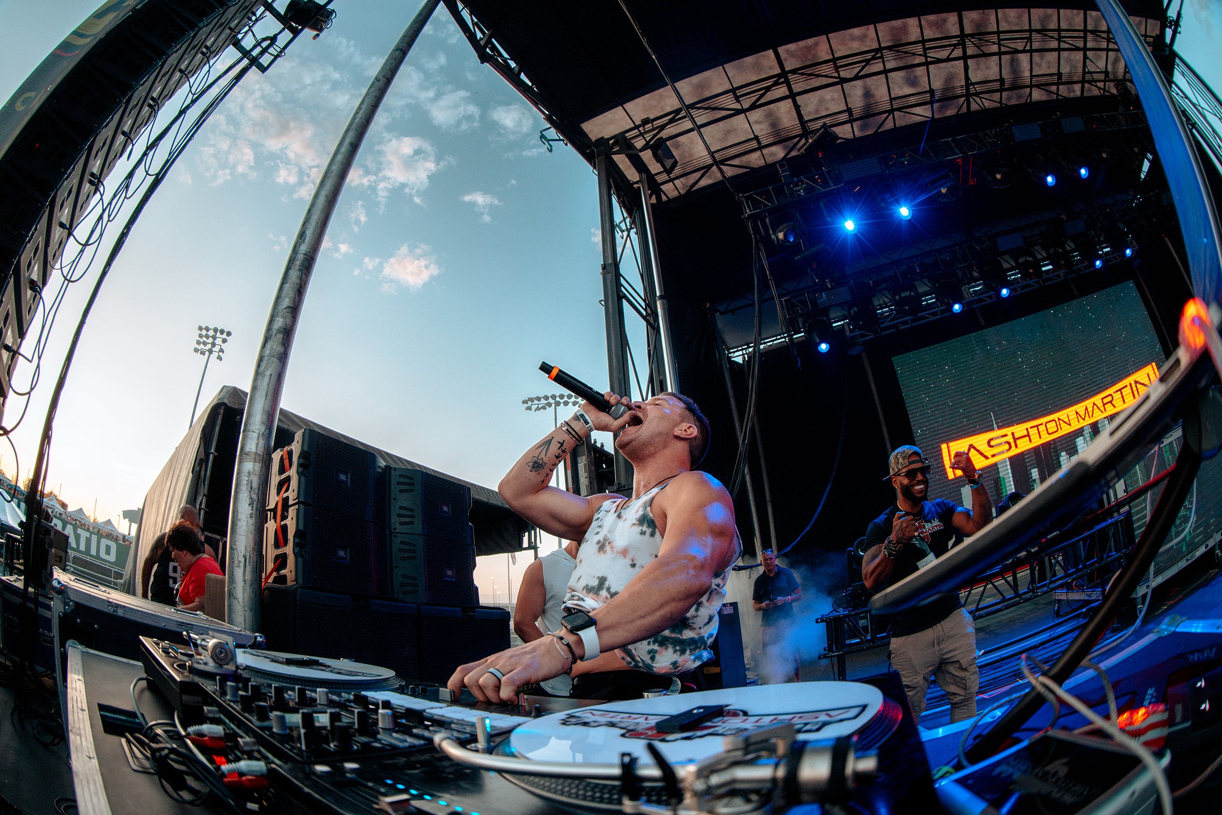 DJ Ashton Martin & Guests at VooDoo at Harrah’s Kansas City – Kansas City, MO