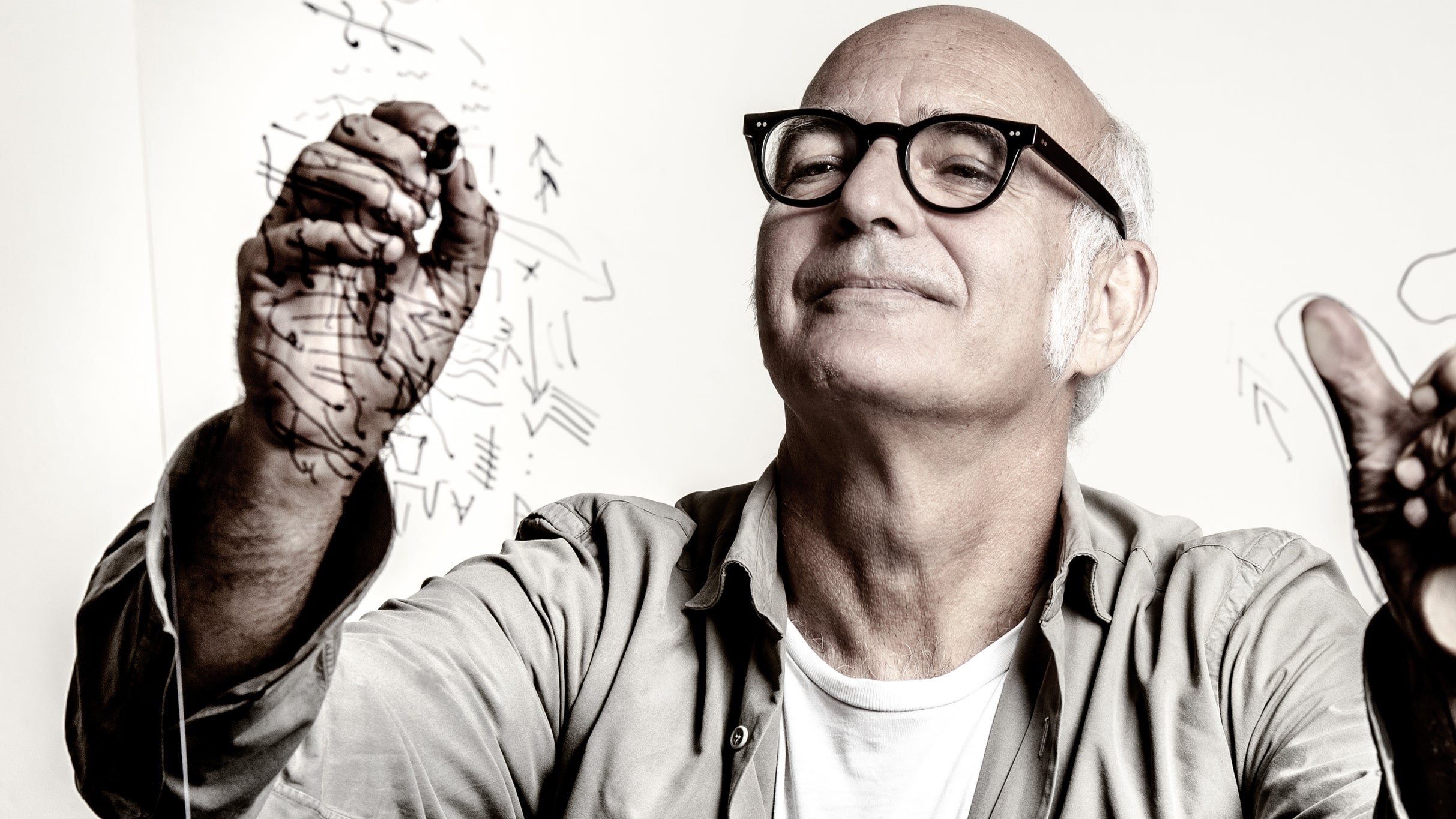 LUDOVICO EINAUDI – SIÈGES PLATINE OFFICIELS at Maison symphonique de Montréal – Montreal, QC