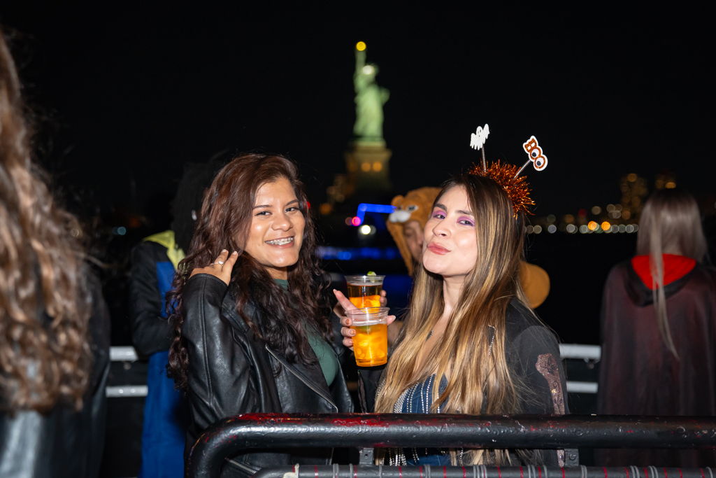 Blood Moon Halloween Saturday Night Party Cruise NYC | Jewel Yach at – New York City, NY