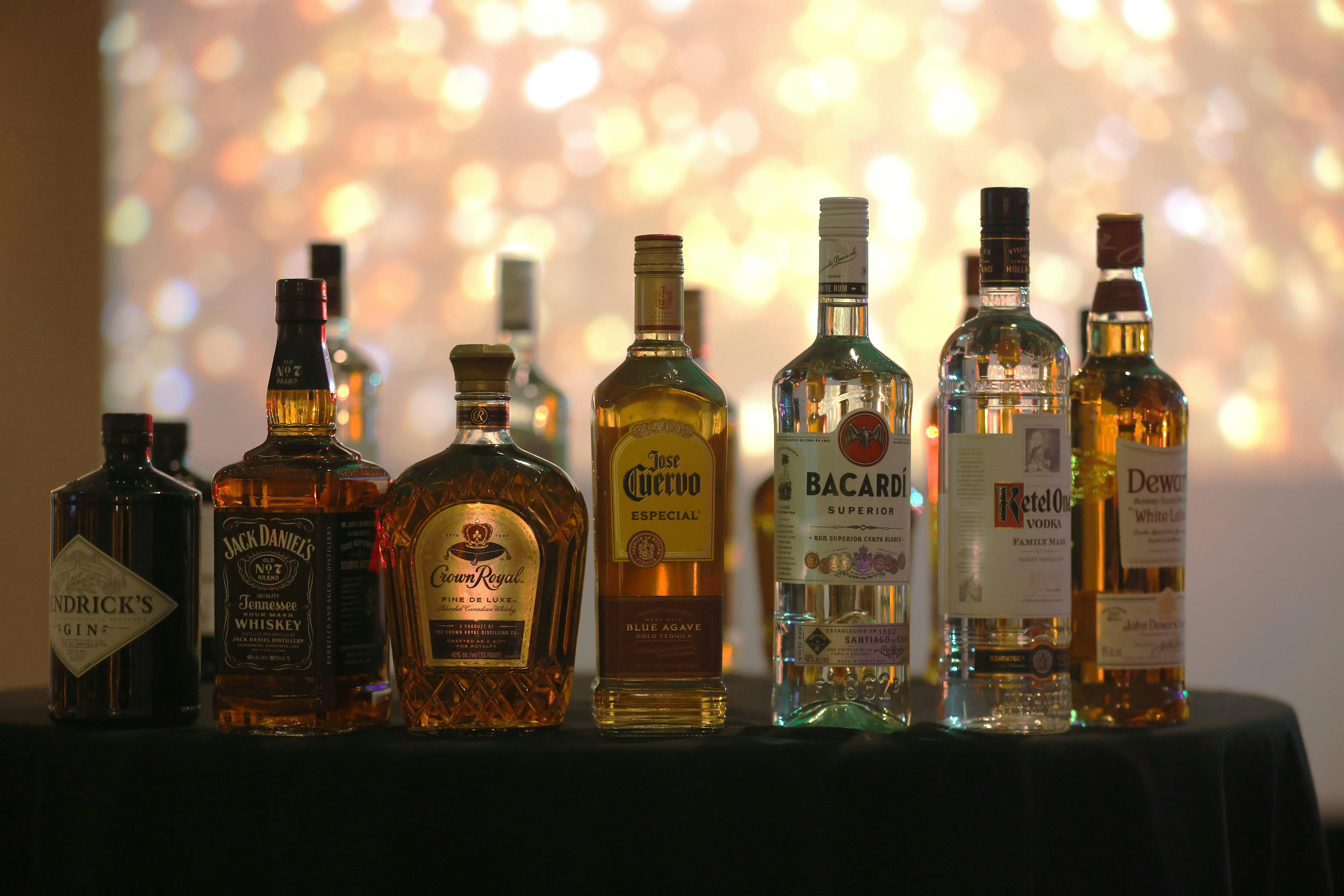 New Year’s Eve 2026 Dance Party with DJ, Food and Drinks. at Embassy Suites by Hilton – Charleston Downtown – Charleston, WV