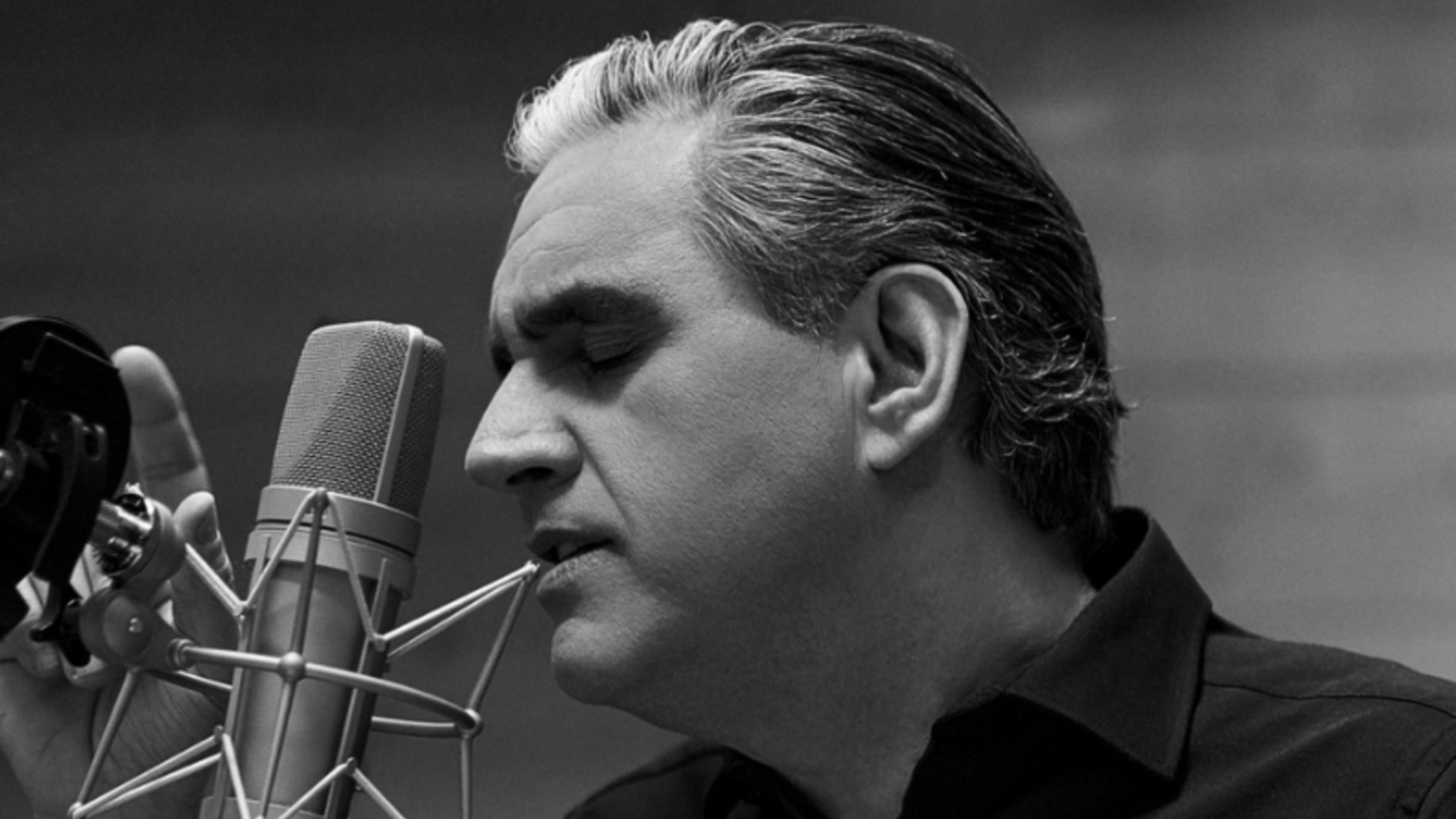 Marc Hervieux at Théâtre Manuvie – Brossard, QC