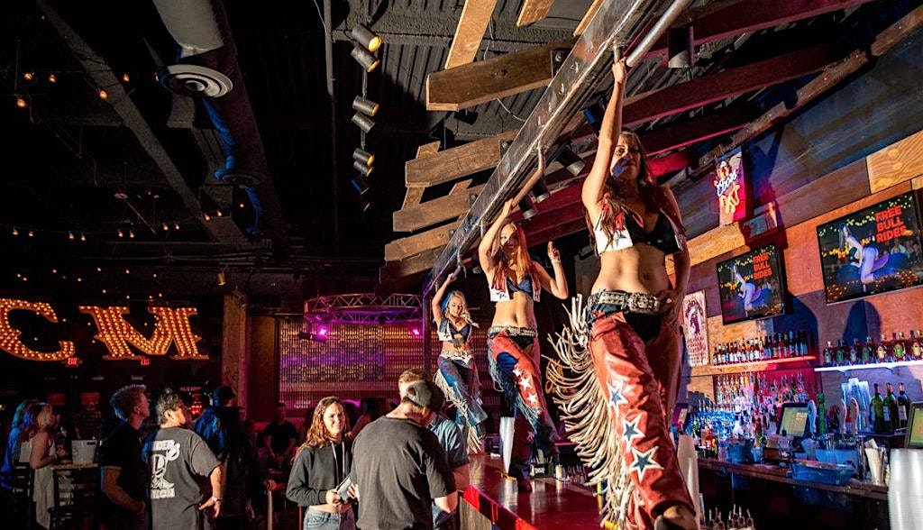 Country Bar Crawl by Party Bus w/ Free Drinks at MGM Grand – Las Vegas, NV