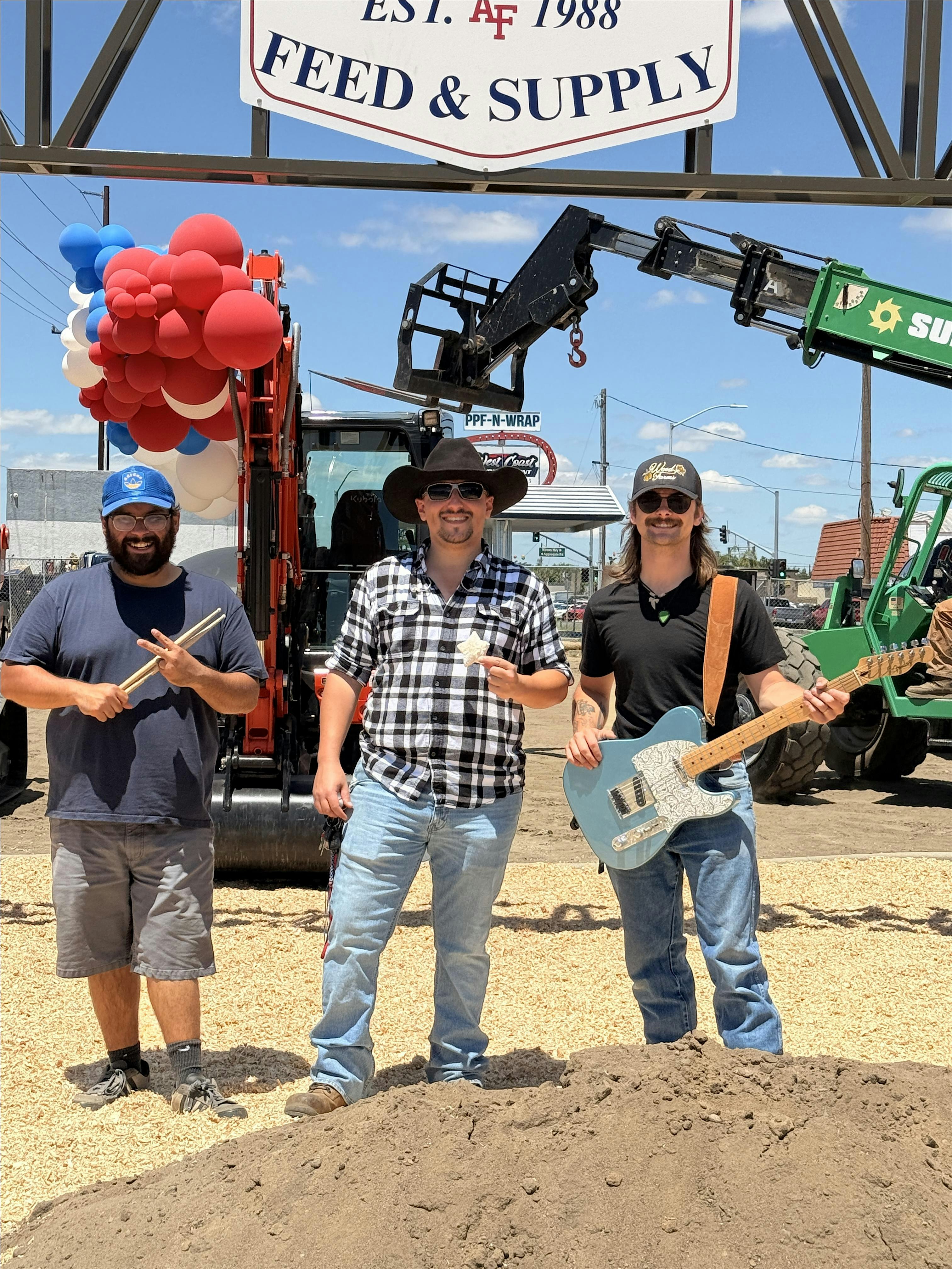 LIVE MUSIC at The Udder Place – Turlock, CA