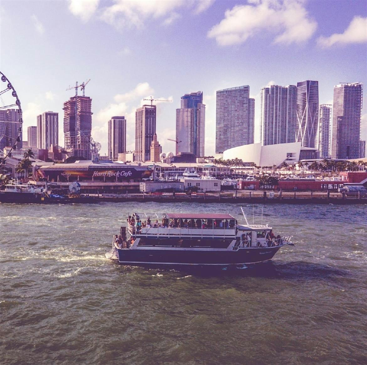 HIP HOP BOAT PARTY MIAMI ALL INCLUSIVE FULL OPEN BAR at LandShark Bar & Grill – Miami Bayside – Miami, FL