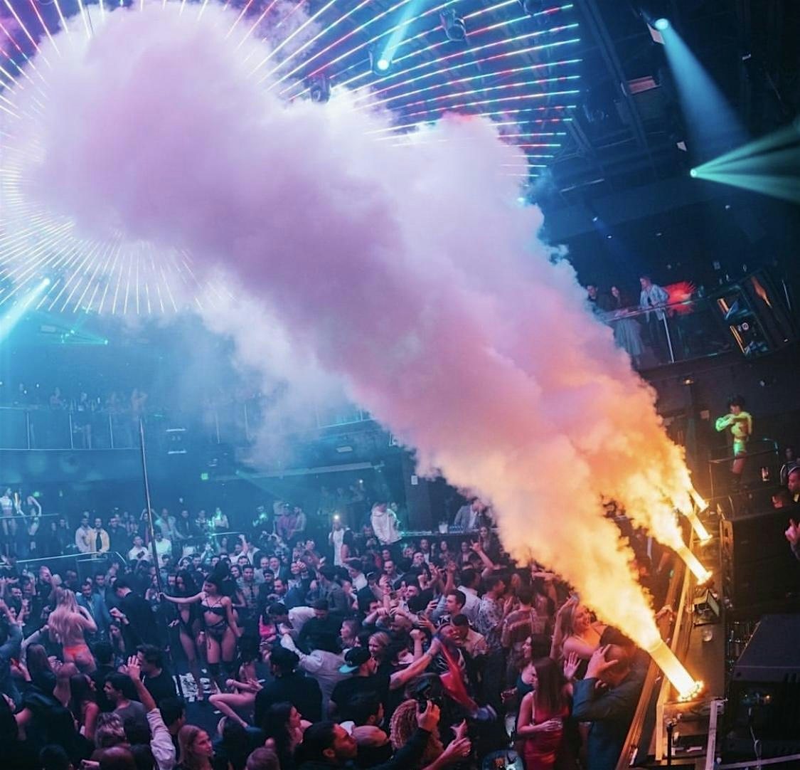 Miami’s #1 Club Crawl – VIP Clubs, Party Bus & Drinks at Ocean Drive – Miami Beach, FL