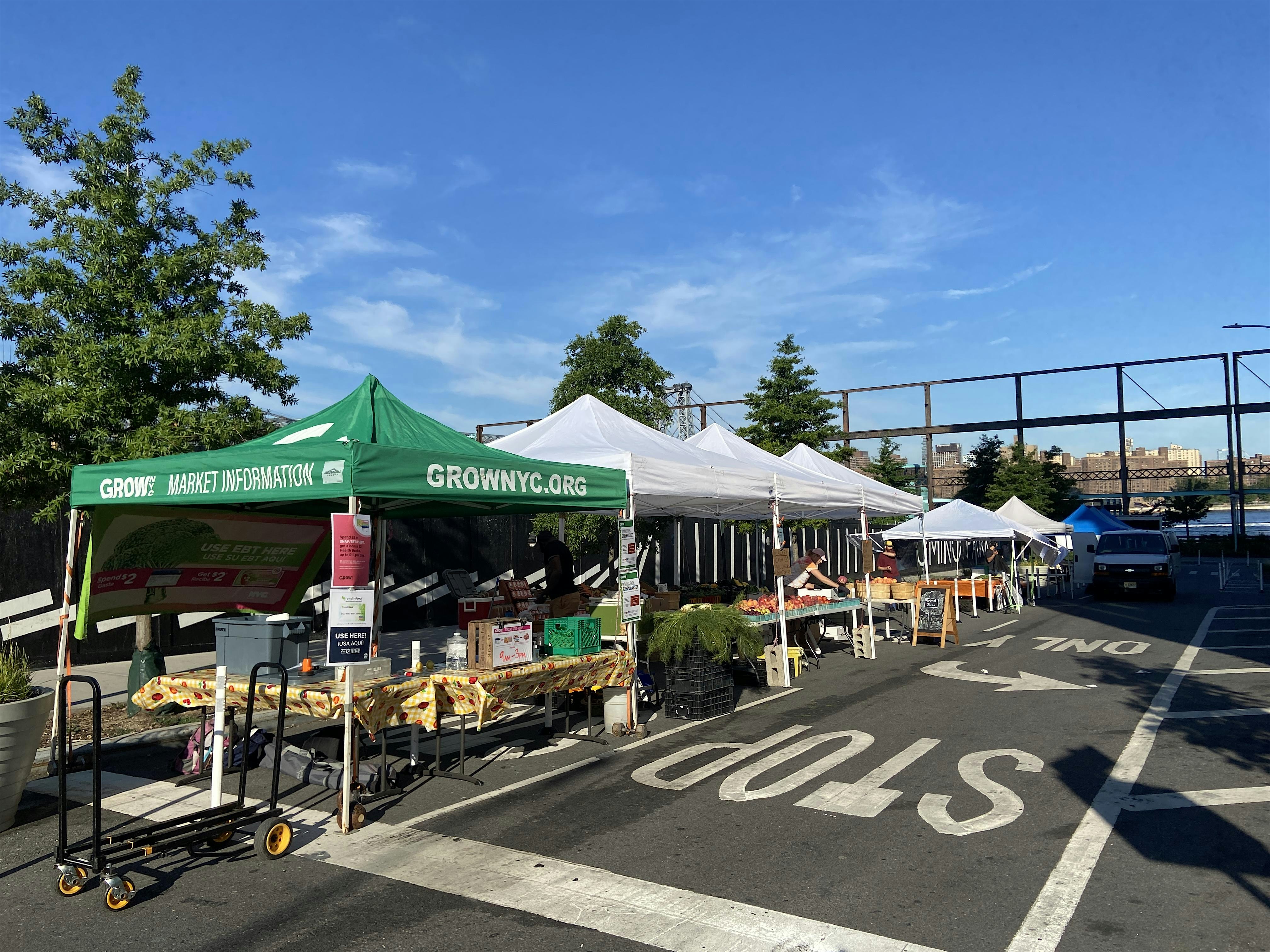 Domino Park Greenmarket at Domino Park Greenmarket – Brooklyn, NY