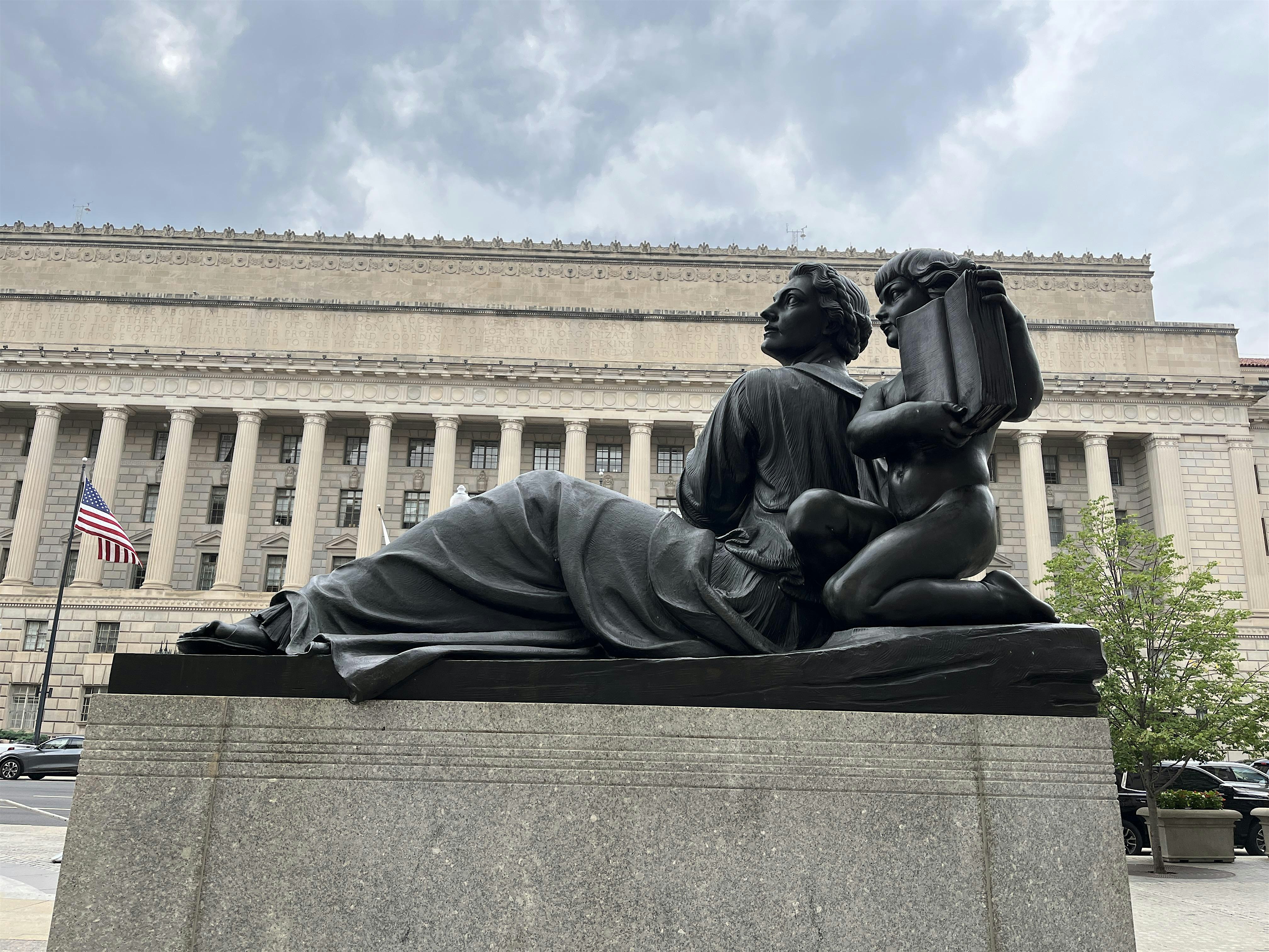 Public Art in the Federal Triangle: 100 years of American Creativity at Ronald Reagan Building and International Trade Center – Washington, DC