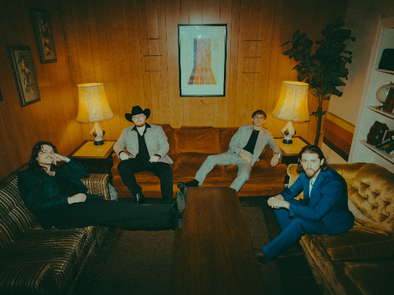 Fox N’ Vead – Playing The Game Tour with Rob Langdon at Joe’s on Weed Street – Chicago, IL