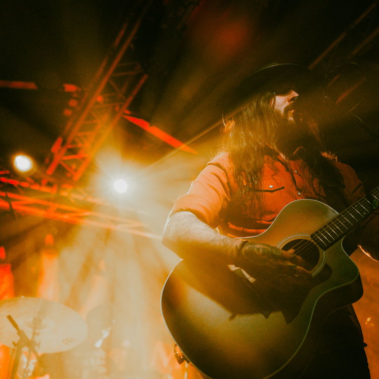 SHAWN JAMES at Fairmount Theatre – Montreal, Canada