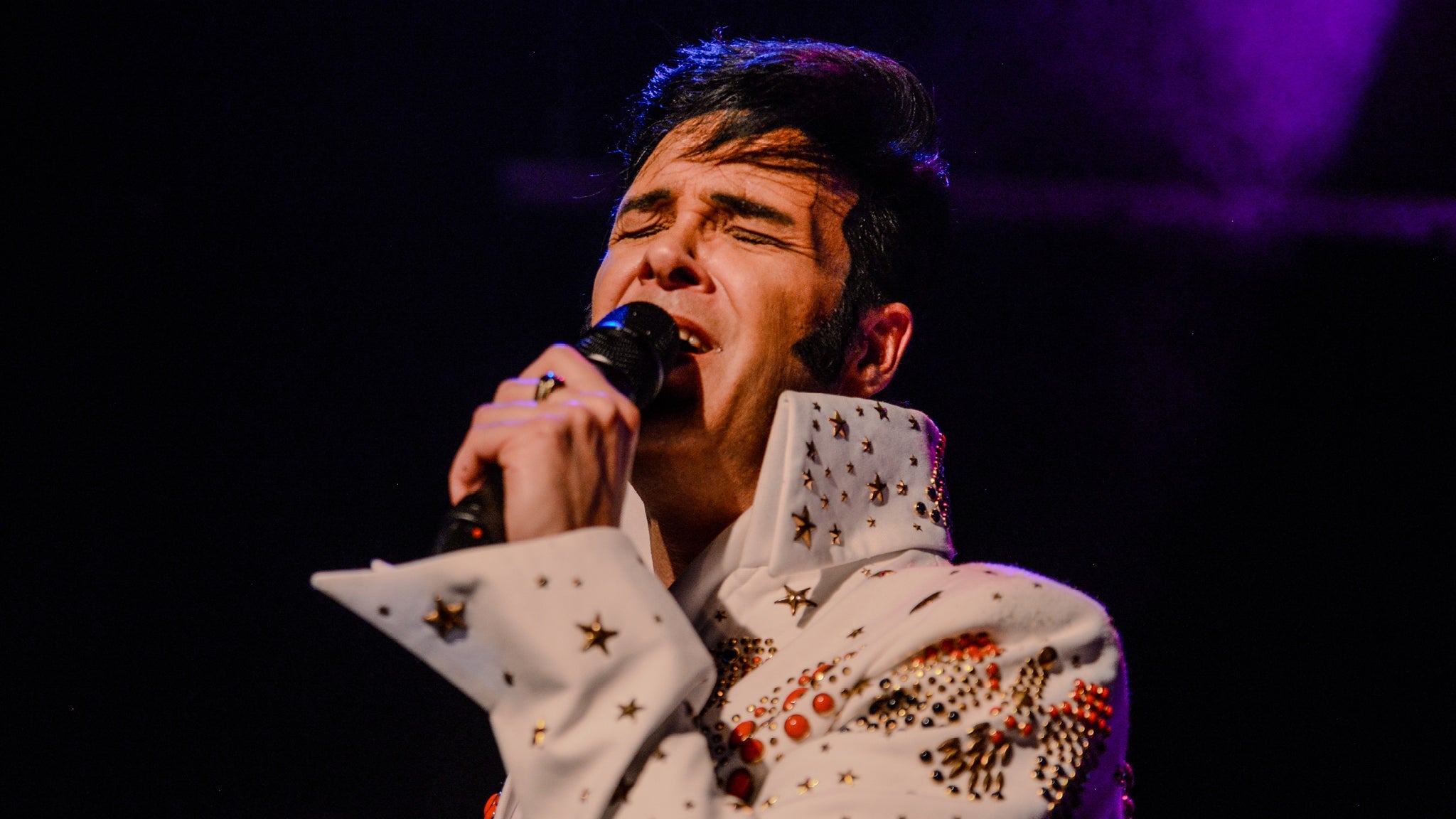 Christmas with Long Live the King: The Ultimate tribute to Elvis at Century Casino – Edmonton, Canada
